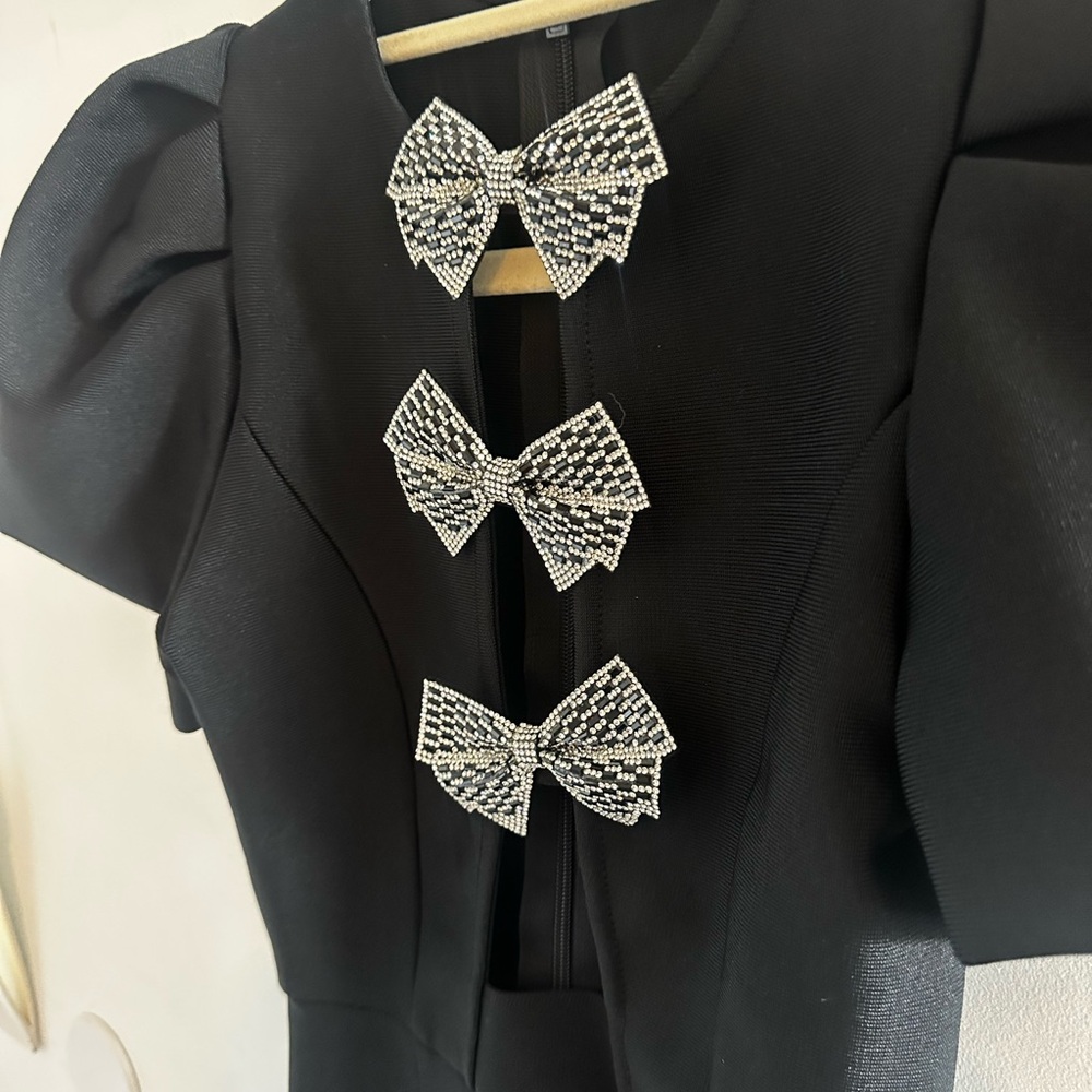 Black Mini Sheath Dress with Puff Cap Sleeves and Gray Bows - Picture 4 of 5